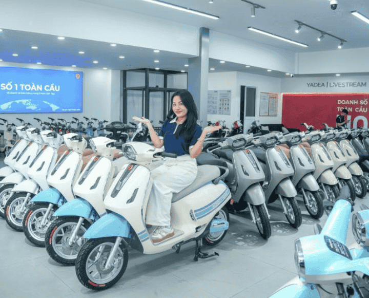 Yadea Plus khai trương cửa hàng đầu tiên